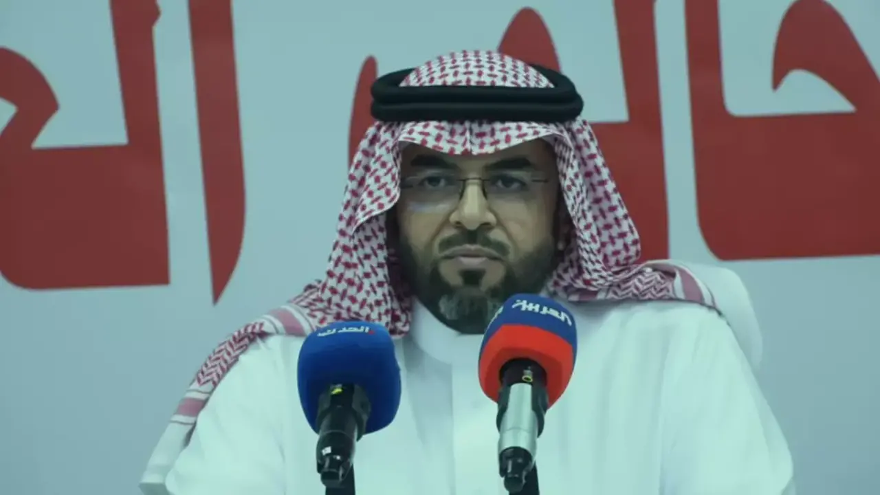 مواجهة حادة.. إعلاميو عدن يكشفون لمستشار سعودي ملفات فساد وأزمات الرواتب المتأخرة